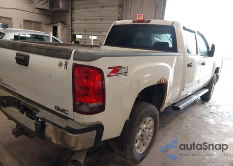 2013 GMC Sierra 2500Hd Sle z USA, uszkodzony, nr VIN 1GT120C88DF230100